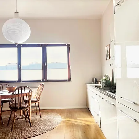 Visit Baltic - Scandi Platan